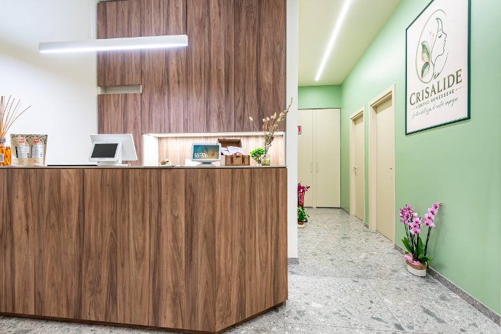 La reception del centro estetico Crisalide a Milano